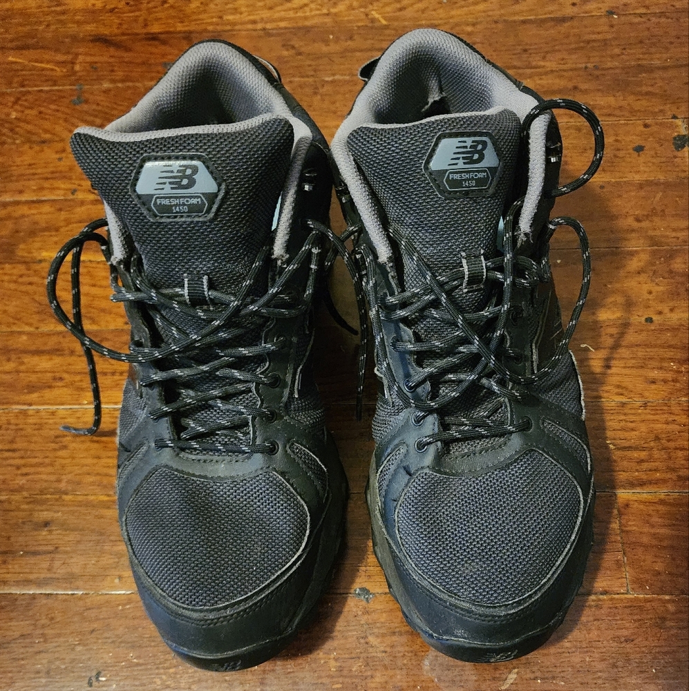 New Balance Mens Sz 14